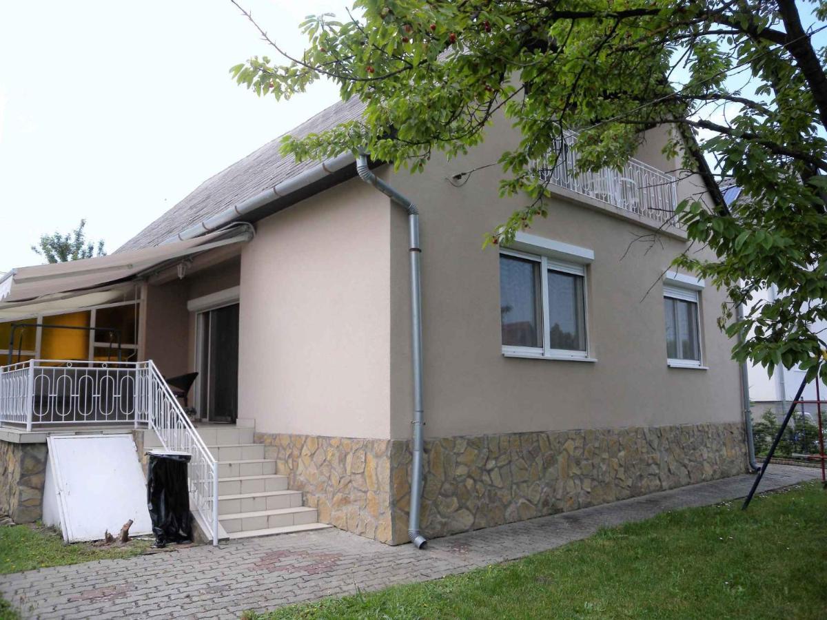 Holiday Home In Fonyod/Balaton 38001 Екстер'єр фото